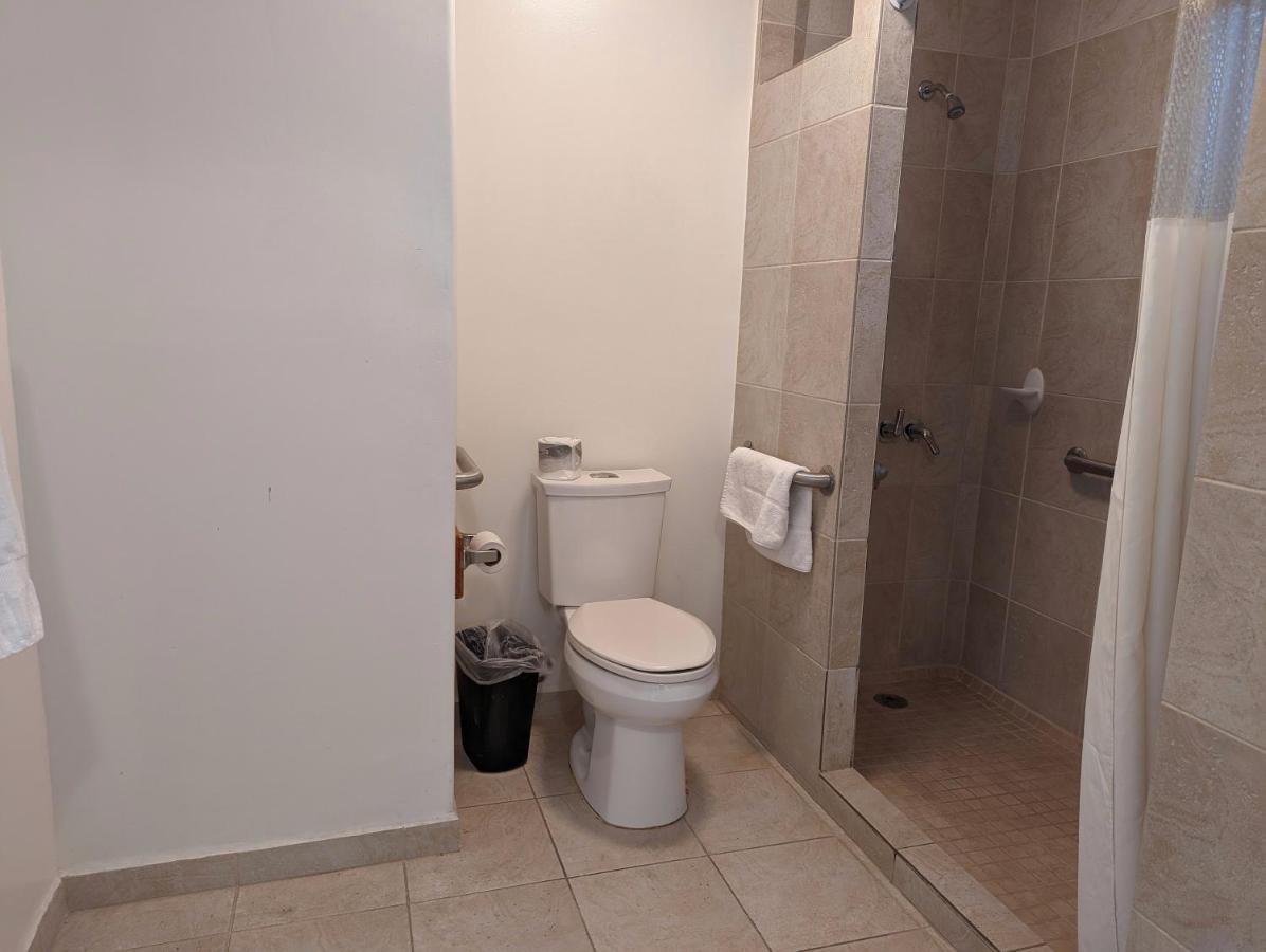 Americas Best Value Inn Oxnard-Port Hueneme Εξωτερικό φωτογραφία