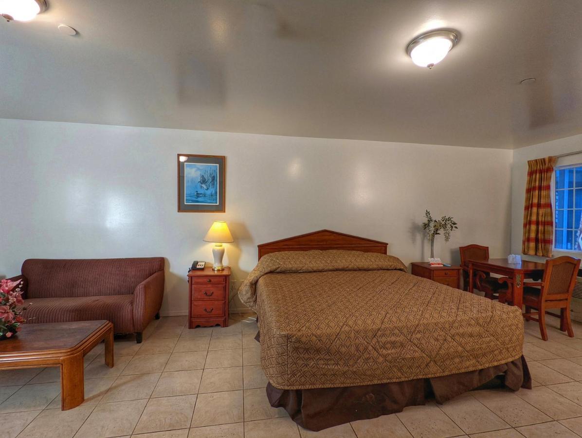 Americas Best Value Inn Oxnard-Port Hueneme Εξωτερικό φωτογραφία