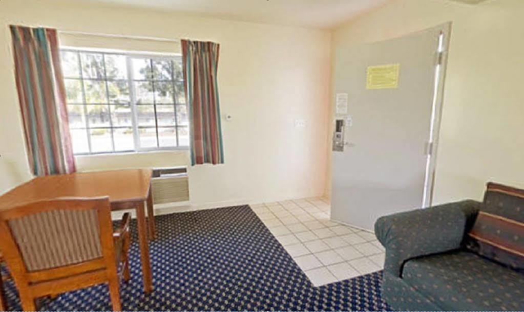 Americas Best Value Inn Oxnard-Port Hueneme Εξωτερικό φωτογραφία